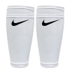 Фиксатор футбольных щитков Nike 9373, белый