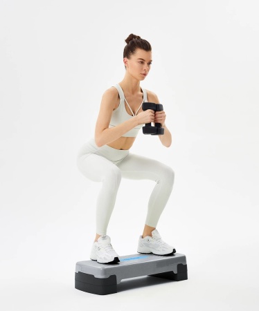 Степ-платформа StarFit SP-103, 2-х уровневая, разм. 67.5 х 28.5 х 15 см, серый/черный