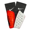 Щитки футбольные Nike Mercurial Lite арт.686, с держателями, в сумочке, красный